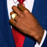 14k IBGoodman 18.5x15.75mm Men's Round Signet Ring - Image 4